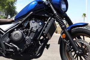 En stock – Nouveauté 2025 : Moto Rebel 500 ABS SE – En promotion et prête à l'exportation |   Ventes automobiles - Product Image 4