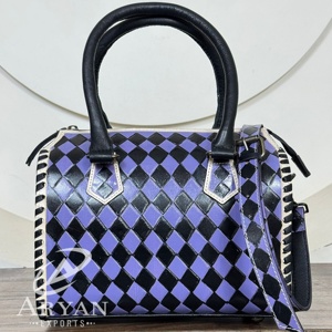 Bolsa de Viaje de Cuero a Cuadros Hecha a Mano, Bolsa de Gimnasio de Fin de Semana, Diseño Clásico de Primera Calidad, Bolsa de Viaje para Pasar la Noche - Product Image 1