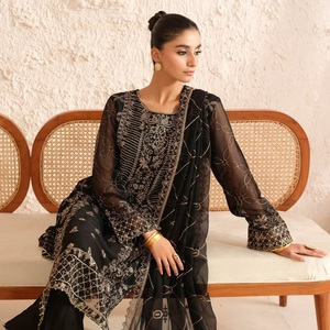 Costumes pakistanais pour femmes par Designers pakistanais salwar kameez par Ramsha Vol BB-1 robes pakistanaises ensembles kurta indiens pour femmes - Product Image 4