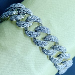 Alta calidad 925 Plata de Ley VVS Moissanite Iced Tennis Chain Unisex 16mm Baguette Link IGI Certified Hip Hop Style Gold - Product Image 4