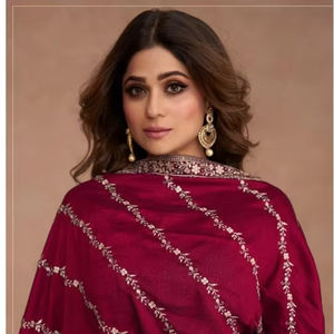 Elegante y Moderno Shalwar Kameez Completamente Cosido con Bordado de Hilo de Seda Pesado y Dupatta de 3M para Fiestas, Estilo Indio Pakistaní - Product Image 1