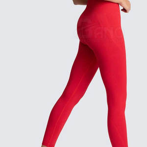 Moda Top Venta Mujeres Fitness Wear Yoga Set Entrenamiento Venta en línea Precio razonable Yoga Set - Product Image 6