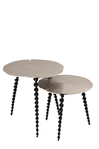 Mesa auxiliar industrial de forma ovalada de Metal con acabado antiguo plateado con soporte de tres retrasos Diseño de base Mesa de centro Muebles de exterior - Product Image 4