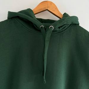 La mejor calidad Unisex Green Pullover Hoodie Slim Fit Winter Thermal Fleece Kangaroo Pocket Design 100% Cotton Plain Dyed OEM - Product Image 3