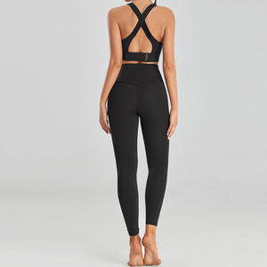 Ensemble de yoga pour femmes, 2 pièces, haut de sport sans manches et pantalon, de haute qualité, personnalisé, fabriqué au Pakistan, 2026 - Product Image 6