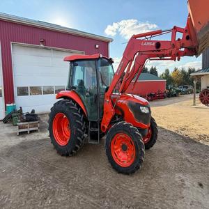 Tractor de equipo agrícola de rueda Kubota M7060 4WD de entrega rápida para ventas baratas potente y asequible - Product Image 6