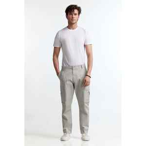 กางเกงคาร์โก้ลำลองสีเทาผ้าฝ้ายแคนวาสทรงยาวปานกลาง ไซส์ XL แบบเรียบ ย้อมสีแบบธรรมชาติ ผ่านกระบวนการซัก รุ่น MNTRCSS24001-A - Product Image 3