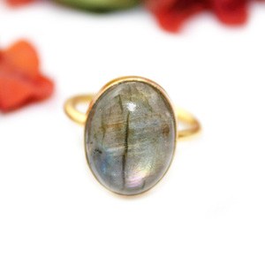 Evergreen mode naturel Labradorite forme ovale pierre bleu charnu bague à la mode 24K plaqué or laiton bijoux en gros femmes - Product Image 1