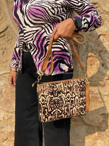 Nuevo estilo occidental Animal Print Fur Leather Celular Sling Bag Alta calidad Moda Real Hecho a mano Fur Leather Crossbody Bags - Product Image 6