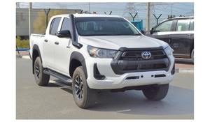 Pick-up Toyota Hilux D'occasion Double Cabine 4x4 au Meilleur Prix Conduite à Gauche et à Droite Propre et en Bon État Très Demandé - Product Image 6