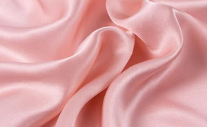 Bandanas en soie pour femmes de haute qualité avec logo personnalisé - Carreaux/Uni, couleurs et tailles personnalisées, pour le sport et les loisirs - Product Image 2