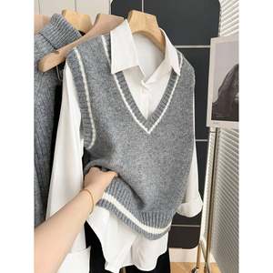 Gilet en tricot sans manches pour femme, col en V, en laine vintage, avec bordure contrastée - Product Image 2