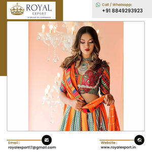 Exportador indio de alta calidad Navratri Special Heavy Muselina Algodón Impreso Lehenga Choli con trabajo de espejo real para la venta - Product Image 5