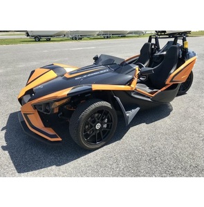 Polaris G35 Slingshots Usados en Perfecto Estado, Tracción en las 4 Ruedas con Sistema de Sonido, UTVs de Lujo para Turismo Motorizado - Product Image 4
