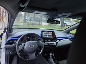 2020 được sử dụng cho TOYOTA C-HR X-LE fwd SUV 5 dụng cụ cầm tay loại sản phẩm - Product Image 2