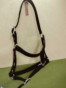 Halter de caballo de nailon duradero de alta calidad con banda nasal acolchada de nailon suave y herrajes de aleación para el cuello Halter de cuerda - Product Image 4