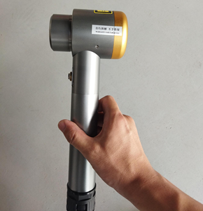 Máquina de Limpieza Láser Pulsar de Alta Resistencia, Compacta, con Fibra Óptica para Uso Industrial - Product Image 4