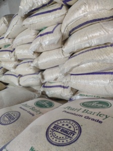 Cebada de Perla Entera Seca Orgánica India 100% Natural, Grano Rico en Fibra, Malt FitTree International, 24 Meses de Vida Útil - Product Image 6