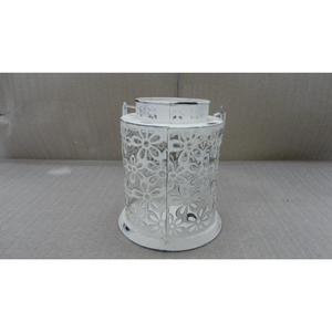 Support votif suspendu avec étoile découpée, support votif de styliste en fer élégant de qualité supérieure - Product Image 6