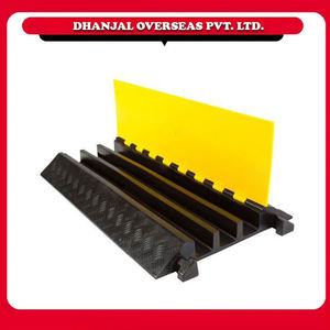 Hot Selling 3 Channel <b>Cable</b> <b>Protector</b> Durable ABS <b>Rubber</b> Outdoor Road Safety Speed Bump with Effective <b>Cable</b> Management - Product Image 2