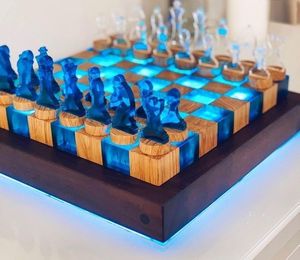 ชุดกระดานหมากรุกทำจากไม้และเรซินกล่องเกมหมากรุกทำจากเรซินสีแดงสุดหรูงานหัตถกรรม tayyab - Product Image 3