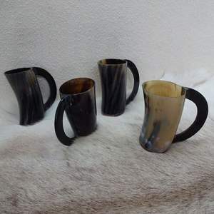 Taza para beber de cuerno de estilo vikingo medieval al mejor precio con envoltura de cuero para amantes de la cerveza y el hidromiel Artesanías naturales - Product Image 2
