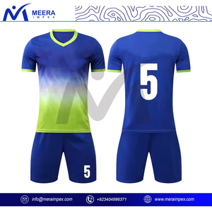 ชุดฟุตบอลชาย พิมพ์ลาย ทนทาน เสื้อและกางเกงขาสั้น รับผลิตแบบ OEM/ODM ชุดทีมกีฬาสำหรับผู้ใหญ่ ผ้าสแปนเด็กซ์/โพลีเอสเตอร์ - Product Image 2