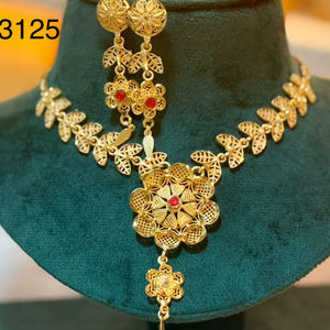 Elegant Gold Plated Floral Choker Necklace Set Matching Earrings Women's Daily Imitation Jewelry Model 23125 Featuring <b>Rope</b> - Product Image 1