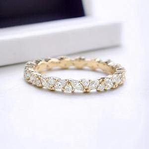 Bague de mariage en or jaune 18 carats, vintage, moissanite, coupe marquise, bague de promesse, bague d'anniversaire - Product Image 2