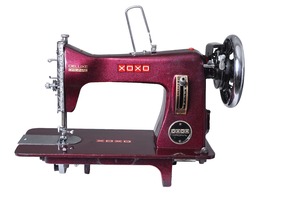 Machine à coudre domestique professionnelle XOXO DELUX à point droit, haute vitesse, programmable automatique, à aiguille simple, à plat - Product Image 2