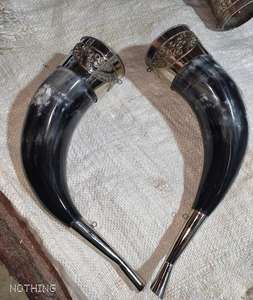 แตรเป่าลมนอร์สทำจากเขาควายธรรมชาติ พร้อมการขึ้นรูปด้วยทองเหลืองและสายโซ่เหล็ก ขัดเงา คุณภาพสูง - Product Image 2