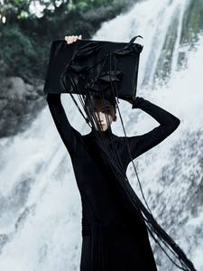 Precio de fábrica Vestidos largos Mujeres Cuello alto Meryl Kint Vestido Tela ecológica Ropa de mujer Whiteant Fabricante de Vietnam - Product Image 3