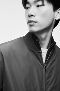 Chaqueta Bomber Deportiva de Invierno para Hombre 2026, Tejido de Alta Calidad con Mangas Personalizadas, Banda y Cuello Alto - Product Image 3