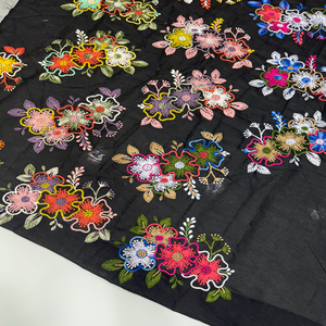 Tissu brodé à la main en coton de qualité supérieure de la fabrication et de la vente en gros - Product Image 5