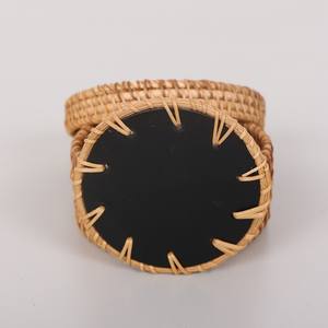 Juego de Posavasos Modernos de Ratán y Madreperla, Vajilla para Tazas de Café, Alfombrilla para Tazas de Té Tejida a Mano, Logotipo Personalizado, Hecho en Vietnam, Artesanía de Son Tra - Product Image 3