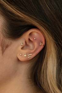 ต่างหูเม็ดเพชรธรรมชาติขนาดเล็ก0.03ctw สุกใสตัดกลับเรียบเป็นของแข็ง14K สีเหลืองทองทันสมัยเหมาะสำหรับงานแต่งงานของขวัญ - Product Image 3