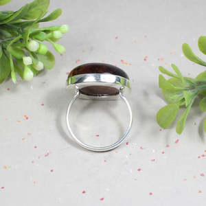 Vente en gros de bague en fer oeil de tigre avec pierres précieuses en argent sterling de haute qualité Boho Dainty Fine Jewelry avec sertissage de lunette plaqué rhodium - Product Image 4