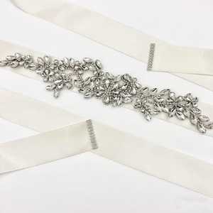 Cinturón de Novia Bridella BS283 con Pedrería Roja, Ajustable - Product Image 4