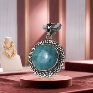 2023 collar con colgante de diseñador para hombre elegante cabujón de Larimar verde 925 piedras de cristal curativas de plata colgantes de moda encantos - Product Image 1