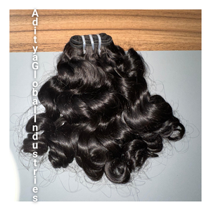 Cheveux bouclés indiens bruts de bébé Un donneur Paquets de cheveux humains du temple indien Ondulés Armure vierge Cuticule alignée Vendeur brut Cheveux humains - Product Image 3