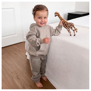 NOUVEAU 2023 Customize Logo Custom Kids Clothing Set High Quality Hoodie Jogger Pants Boys Tracksuit Set - Product Image 4