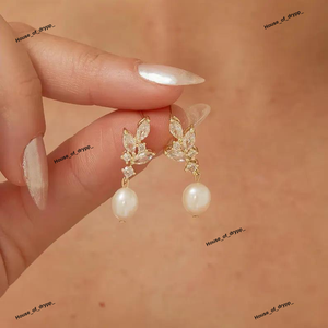 Boucles d'oreilles pendantes en argent avec feuille de diamant moissanite et perle, design élégant, boucles d'oreilles pendantes, luxe, mariage, usage quotidien, cadeau pour femmes - Product Image 3