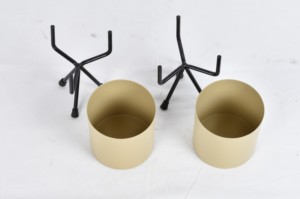 Premium Quality Iron Customized Planters Iron <b>Stand</b> Farmhouse/<b>Vintage</b> Style Gold Finish Eco-Friendly Durable Indoor Use OEM/ODM - Product Image 5