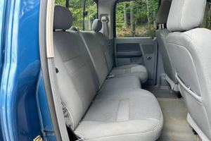 Dodge Ram 3500 Big Horn Crew Cab 4x4 Usada, 2006, Volante a la Izquierda/Derecha - Product Image 2