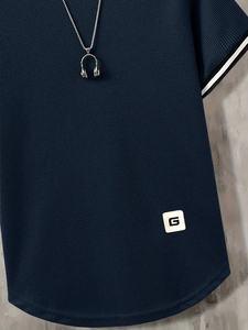 Nouvelle mode T-shirt d'été à manches longues pour hommes Vêtements de sport décontractés Slim Fit Stock de coton, vêtements en vrac, mélange de vêtements en balle, vêtements d'occasion - Product Image 3