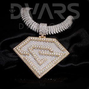 Colgante Unisex de Hip Hop Personalizado de Alta Calidad, Chapado en Oro sobre Plata 925, con Diamantes Cultivados en Laboratorio de Corte Brillante, con Letra, para Fiestas - Product Image 1