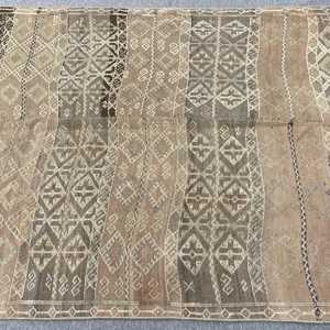 4.1x5.7 ft Turkish Rug, Kilim Rug, <b>Brown</b> Patchwork Rug <b>Wool</b> - Product Image 3