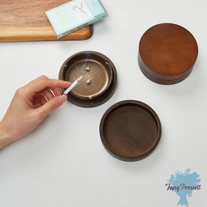 Cenicero de madera redondo sofisticado para cigarrillos, duradero y elegante - Product Image 3