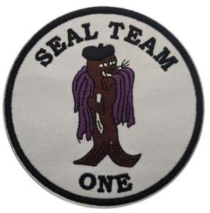 Venta al por mayor de parches bordados personalizados, tela de fieltro de alta calidad, estilo de hierro, Material de goma, técnicas impresas, sublimación - Product Image 5