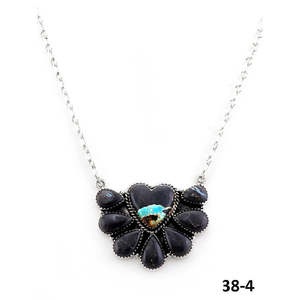 Collier artisanal Southwest en argent sterling et turquoise avec motif floral - Product Image 2